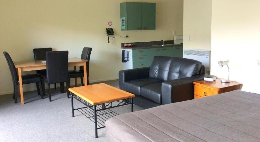 Wanaka Heights Motel Kültér fotó